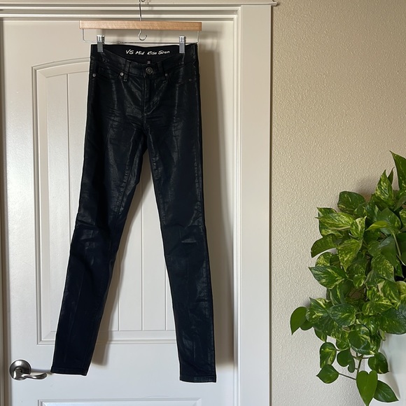 Victoria's Secret Denim - *** $8 SALE *** Victoria’s Secret Mid Rise Siren Black pants Women’s Sz 0